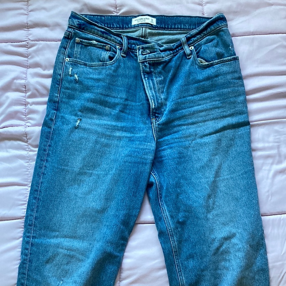 Abercrombie & Fitch 90s Ultra High Rise Straight Jeans